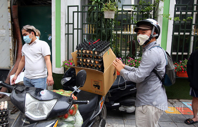 Bán 10 tấn rau/ngày, người đàn ông tiết lộ ‘món lãi’ chưa từng có - Hình 9 Ban 10 tan rau/ngay, nguoi dan ong tiet lo ‘mon lai’ chua tung co-Hinh-9