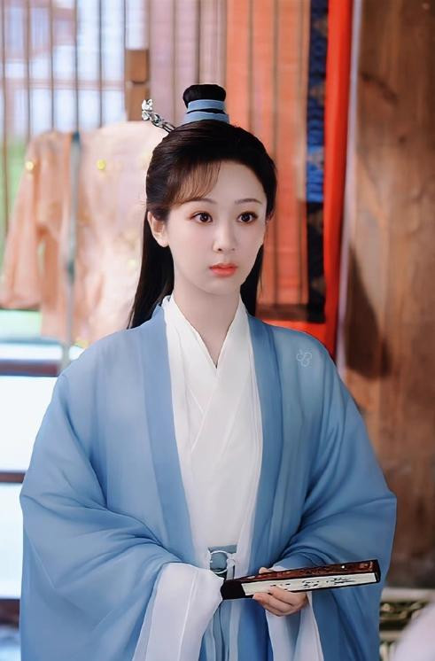 Dương Tử trượt dài: Bị nghi là “tiểu tam”, sự nghiệp thất bại - Hình 6 Duong Tu truot dai: Bi nghi la “tieu tam”, su nghiep that bai-Hinh-6
