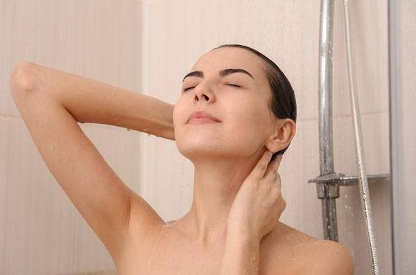 4 điều chị em nên tránh khi tắm để không mắc bệnh phụ khoa - Hình 5 4 dieu chi em nen tranh khi tam de khong mac benh phu khoa-Hinh-5
