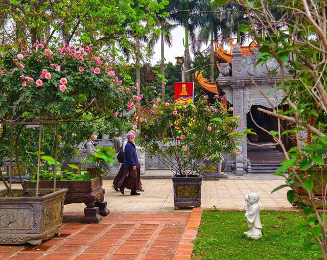 Ngôi chùa đẹp lạ có nhiều cổ vật ở ngoại thành Hà Nội - Hình 2 Ngoi chua dep la co nhieu co vat o ngoai thanh Ha Noi-Hinh-2