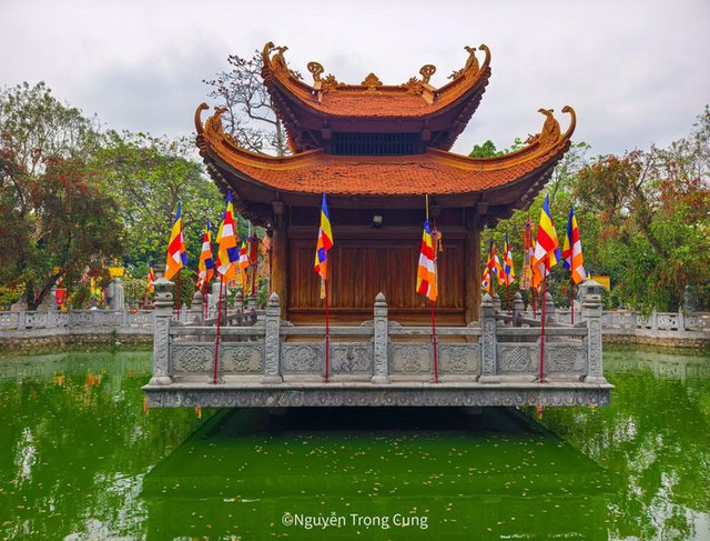 Ngôi chùa đẹp lạ có nhiều cổ vật ở ngoại thành Hà Nội - Hình 7 Ngoi chua dep la co nhieu co vat o ngoai thanh Ha Noi-Hinh-7
