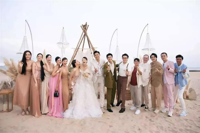 Tin nhắn vợ chồng Minh Hằng hé lộ cuộc sống tân hôn - Hình 4 Tin nhan vo chong Minh Hang he lo cuoc song tan hon-Hinh-4