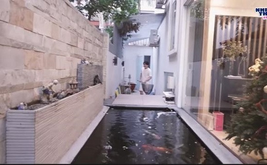 Hé lộ căn biệt thự siêu đắt đỏ của Đông Nhi, Ông Cao Thắng - Hình 3 He lo can biet thu sieu dat do cua Dong Nhi, Ong Cao Thang-Hinh-3