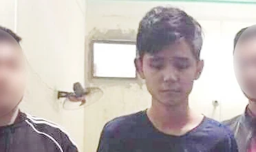 Ảnh: Cận mặt nghi can cứa cổ taxi trước SVĐ Mỹ Đình