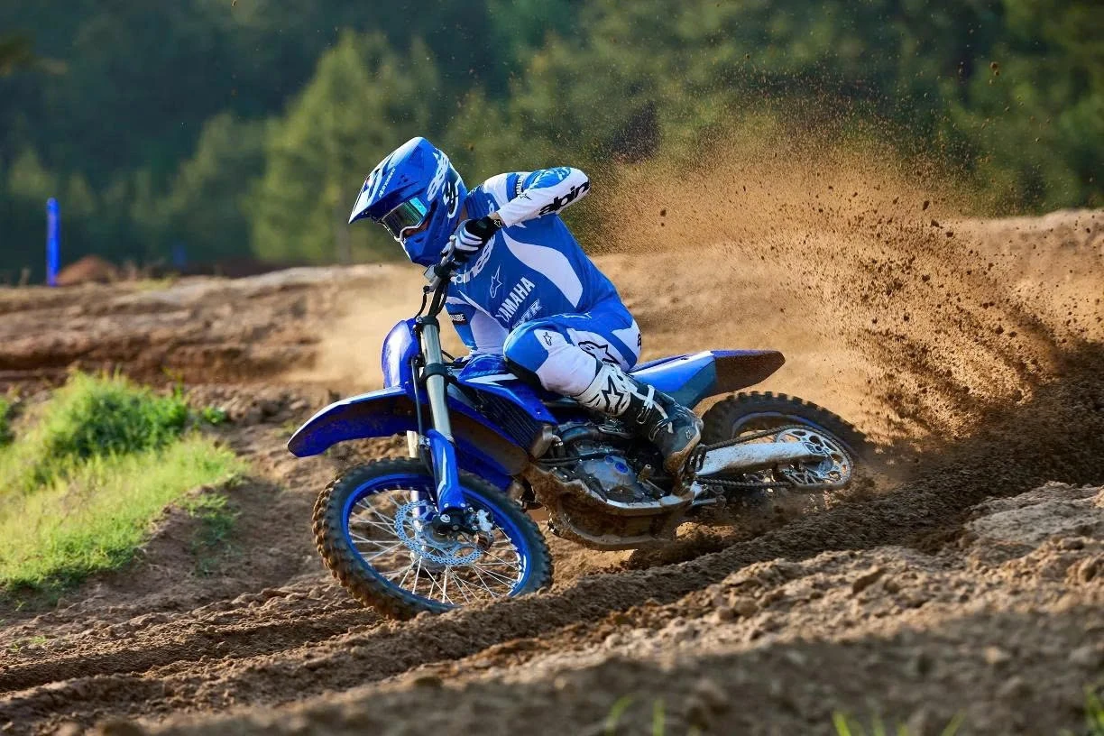 Cào cào YZ450F 2026 ''vũ khí mới của Yamaha'' ở đường đua MX