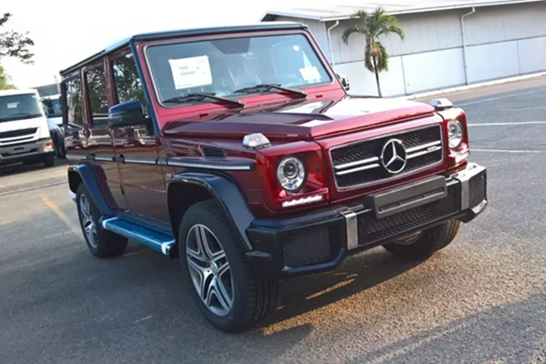 Dân chơi Việt bị lừa về Mercedes-Benz G63 màu sơn 700 triệu