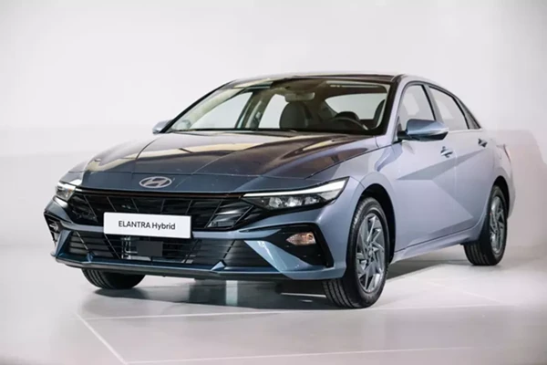 Hyundai Elantra 2025 "chốt giá" từ 498 triệu tại Đông Nam Á