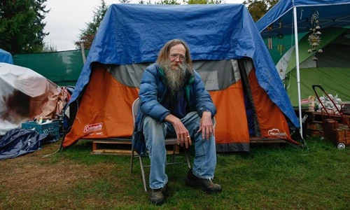 "Làng lều bạt" của người vô gia cư trong lòng nước Mỹ 