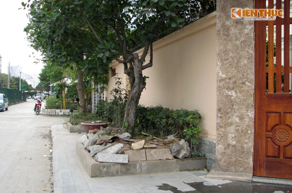 KĐT mới Yên Hòa chiếm đất vườn xây sân tennis giờ ra sao?