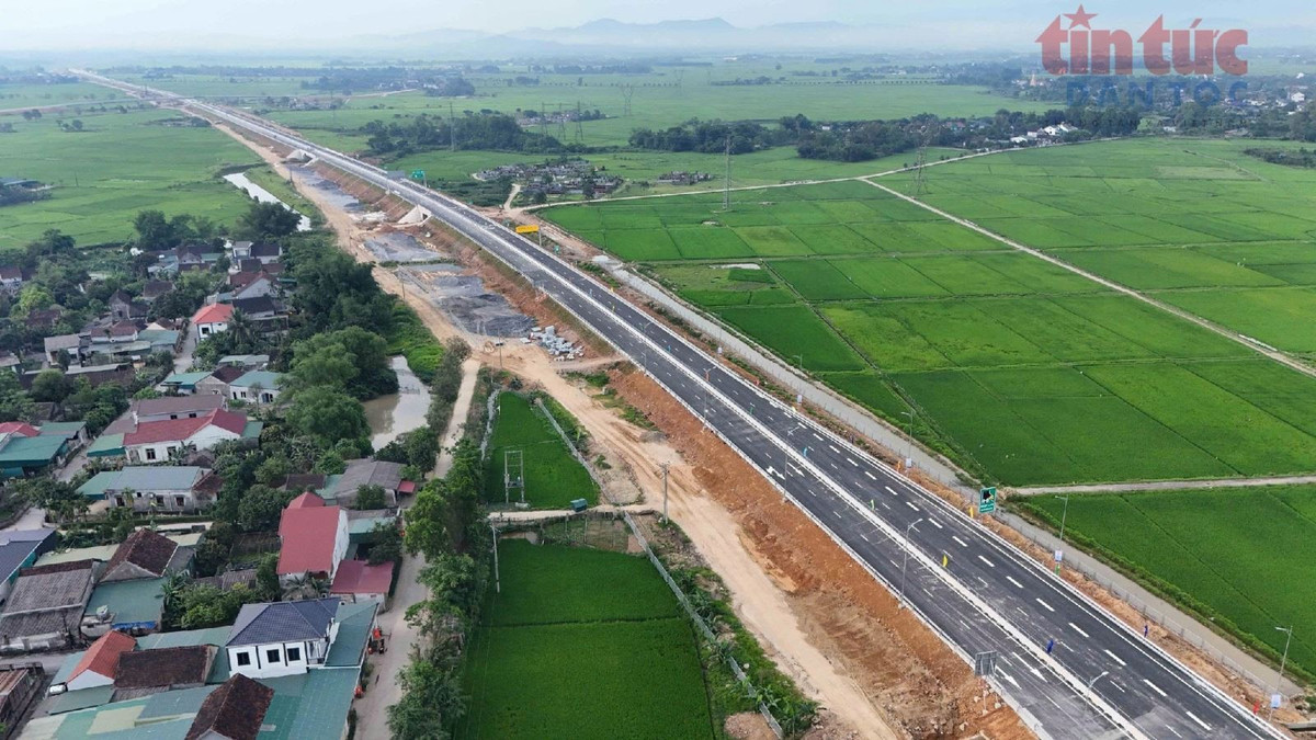 Cao tốc Bãi Vọt - Hàm Nghi. Ảnh: Hữu Quyết