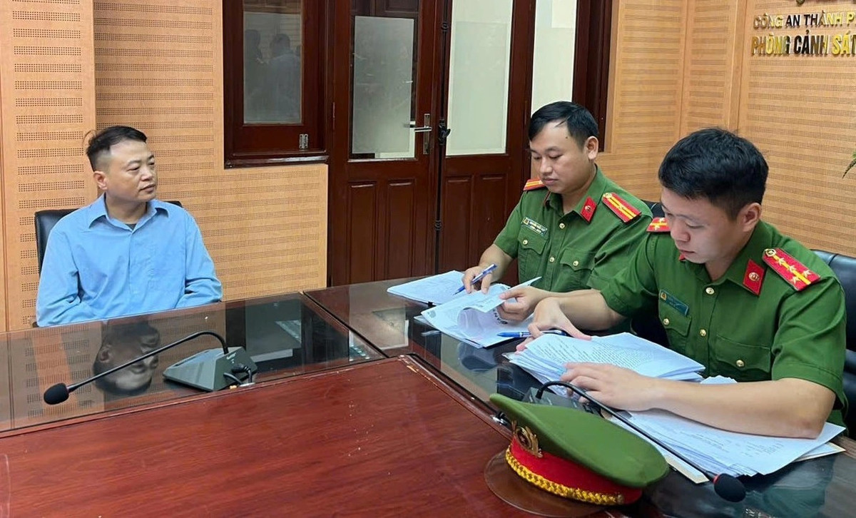 Shark Bình bị khởi tố, bắt tạm giam. Ảnh: Công an Hà Nội,