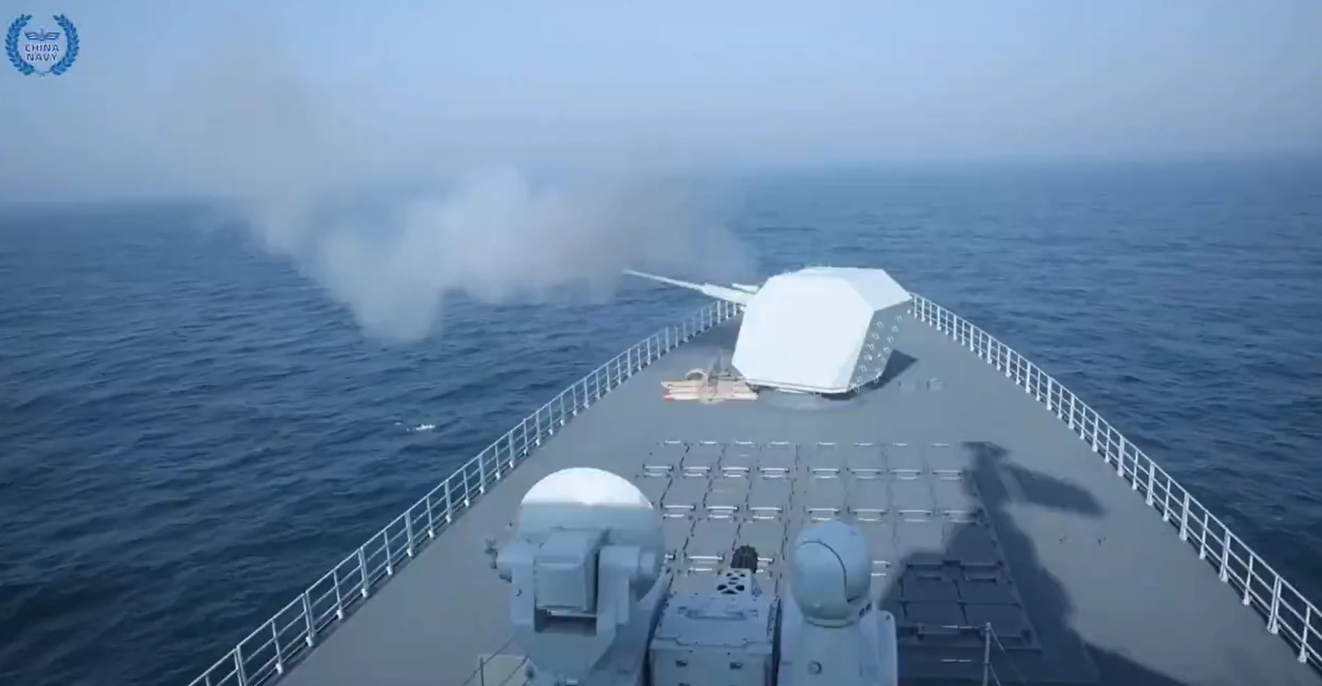 Tàu khu trục Type 055 Trung Quốc diễn tập tác chiến chống ngầm