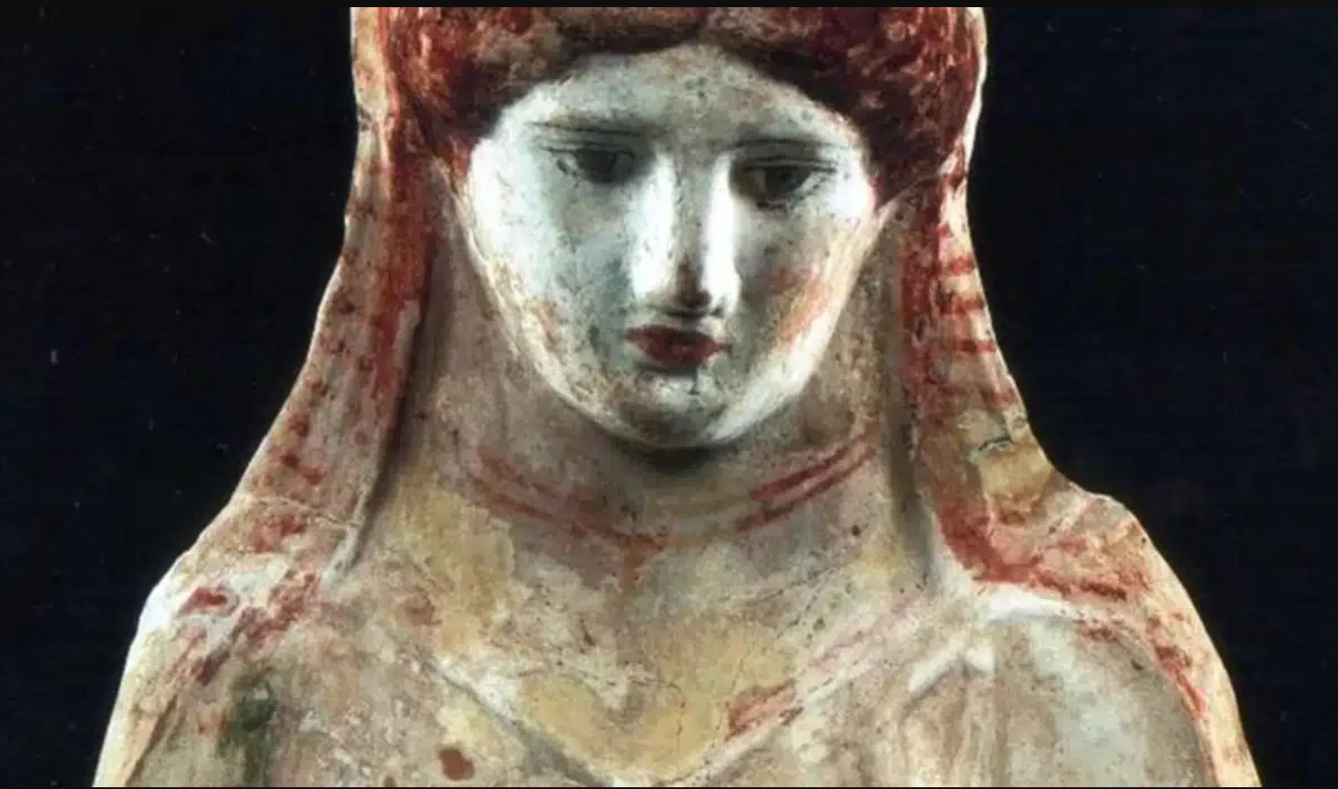 Bức tượng vị thần buồn bã trong khu mộ cổ khiến chuyên gia bối rối