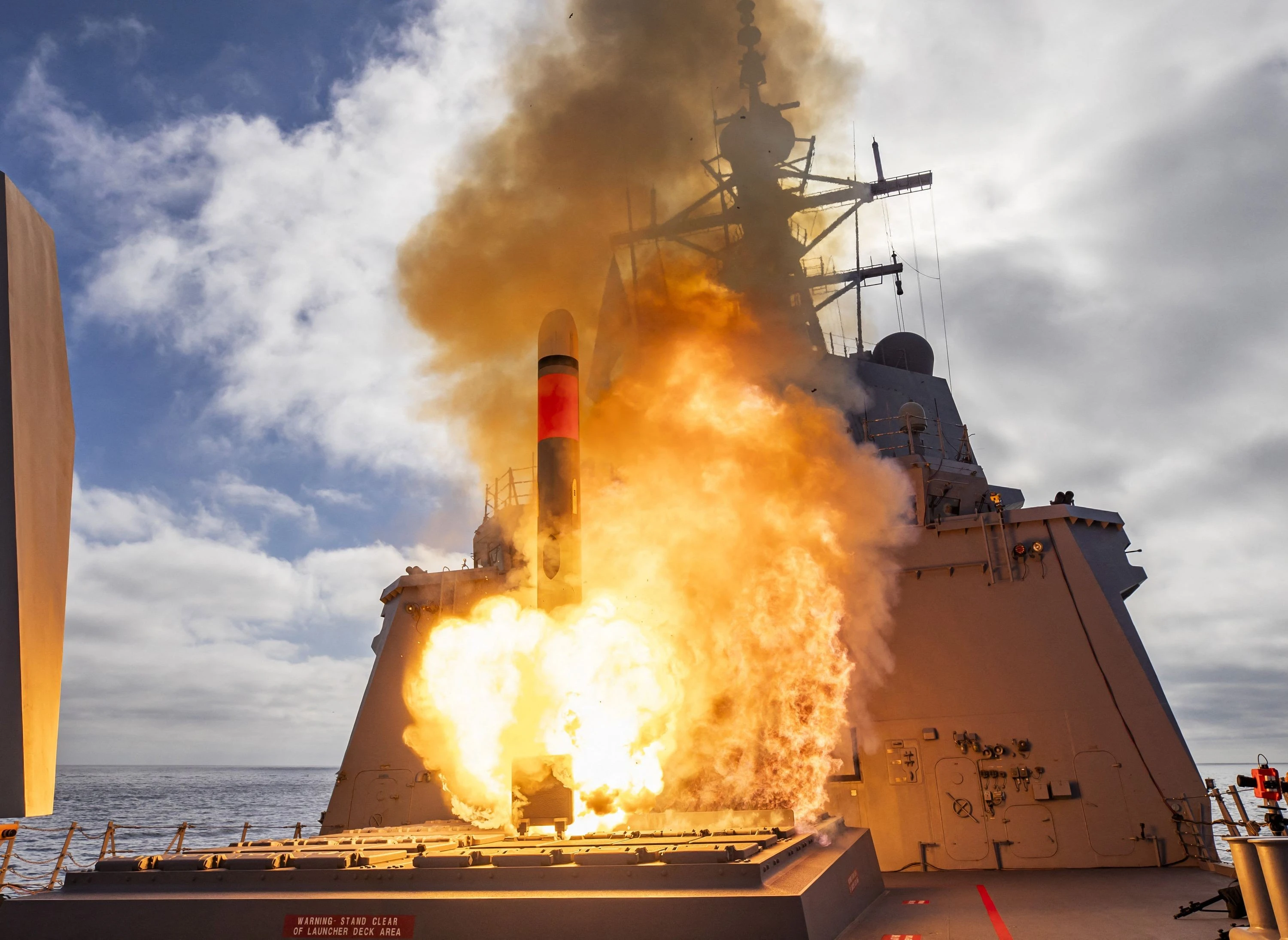 Tomahawk cạn kiệt, Mỹ “đốt” tên lửa với tốc độ không tưởng