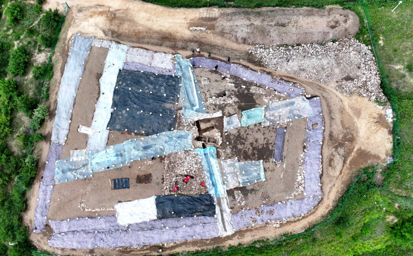 Sự thật bất ngờ đằng sau nền văn hóa Hồng Sơn cổ 