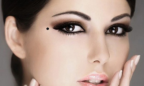 Những Nốt Ruồi Tốt