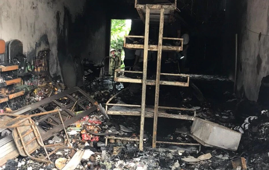 Điều tra vụ hai vợ chồng ở Hải Phòng tử vong trong nhà cháy