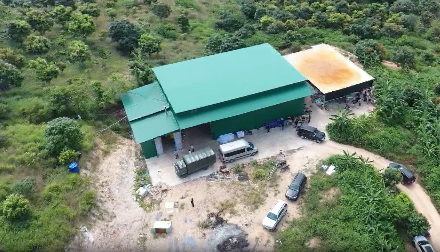 Có gì bên trong xưởng sản xuất ma túy lớn nhất vừa bị triệt phá?