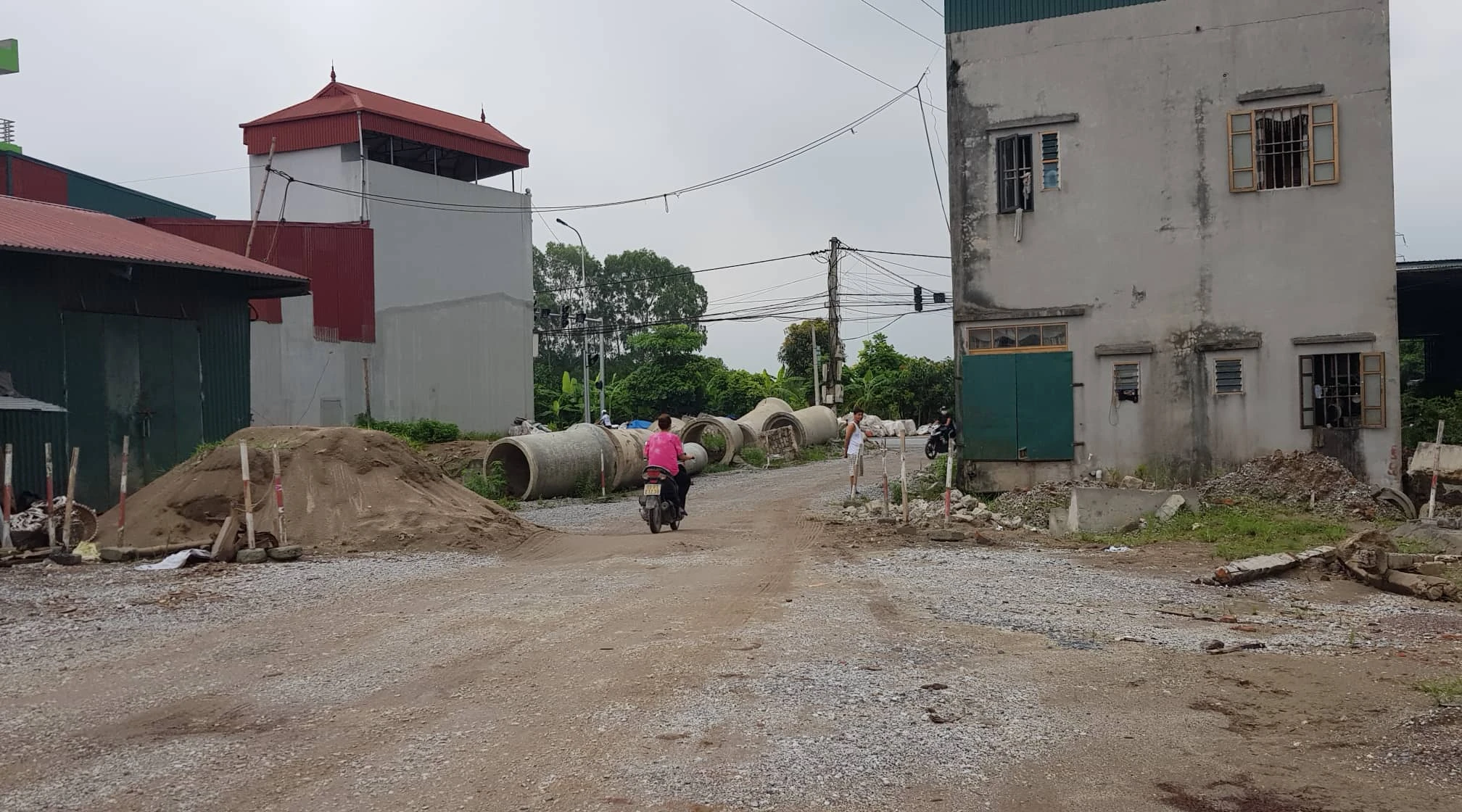 Hải Dương: Cận cảnh 1,23km đường hơn 3 năm chưa hoàn thành