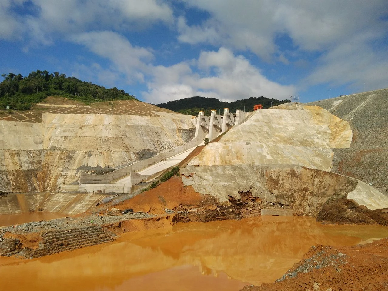 Cận cảnh hiện trường tan hoang sự cố thủy điện sông Bung 2