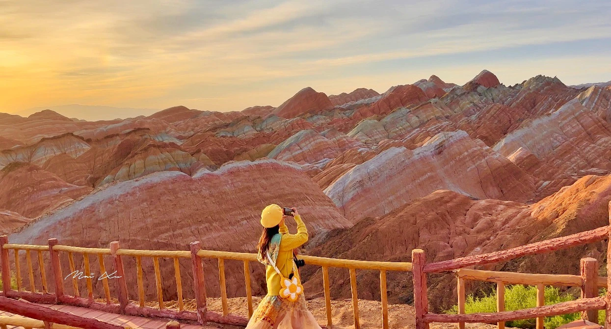 Check-in dãy núi cầu vồng đẹp kỳ ảo ở Thanh Hải