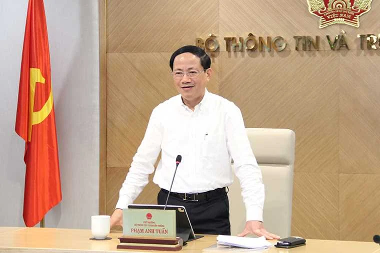 Thứ trưởng được giới thiệu làm Chủ tịch tỉnh Bình Định là ai?