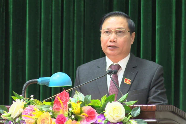 Ông Trần Hồng Quảng: Từ lùm xùm xe biển xanh đến miễn chức Chủ tịch HĐND tỉnh