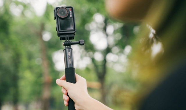 Khác với GoPro, Action 5 có thiết kế thông minh và tiện dụng hơn đối thủ. dsc00117-1200x800.jpg