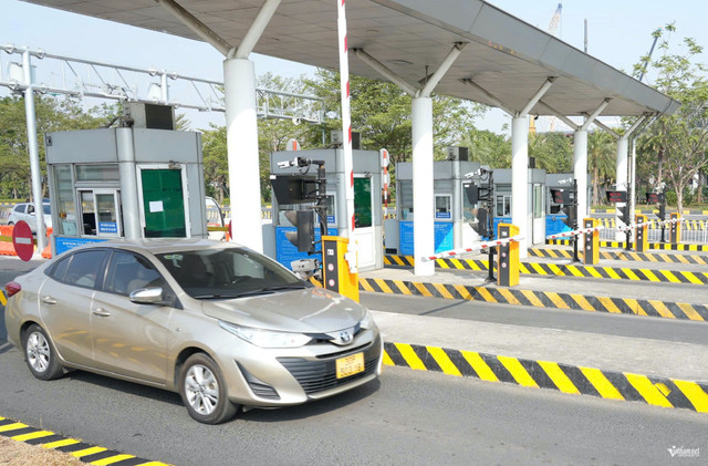 18 tuyến cao tốc do nhà nước đầu tư dự kiến sẽ thu phí từ tháng 1 năm 2026. Ảnh: N. Huyền w-tram-thu-phi-2541.jpg