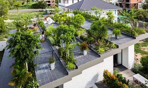 Chết mê mệt thiết kế vườn trên nóc biệt thự ở Nha Trang