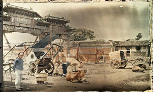 Ảnh màu sớm nhất về Bắc Kinh dưới thời vua Phổ Nghi