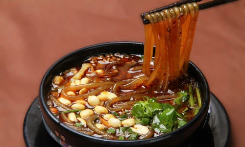 Đặc sản Trung Quốc nhìn đã tê đầu lưỡi, người toát mồ hôi