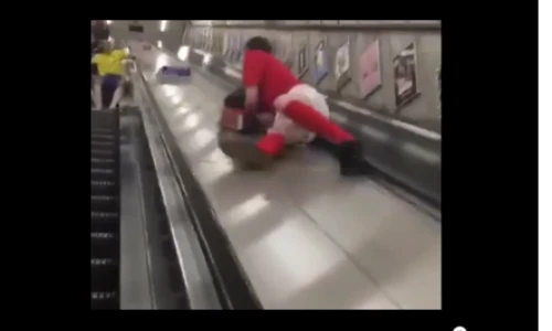 Video: Một phút bồng bột nhận ngay cái kết quá “thốn“