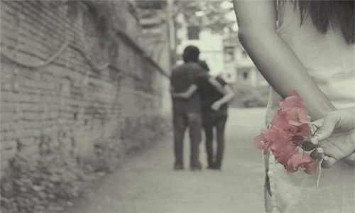 Xem bát tự, biết ngay đàn ông đào hoa đa tình