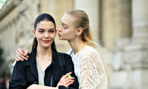 Bói chuẩn phúc khí trọn đời qua hình dạng đôi môi