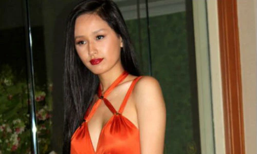 Sao Việt gây hốt hoảng khi make up “dị” như đi chơi Halloween