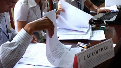 Gói thầu trăm tỷ, tiết kiệm... vài chục triệu ở Đắk Nông