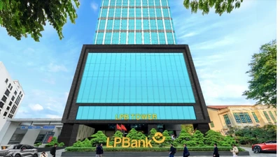 Vietcap: Tiềm năng tăng trưởng EPS của LPBank chưa rõ ràng