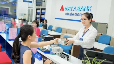 Tập đoàn Việt Phương giảm sở hữu tại VietABank trước thềm nhà băng lên sàn
