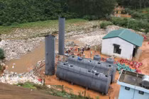 Sự cố vỡ khu xử lý chất thải Ngọc Hồi là do mưa nhiều?