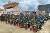 170 cán bộ, chiến sĩ thuộc Bộ CHQS tỉnh Gia Lai ra quân xây dựng nhà cho dân