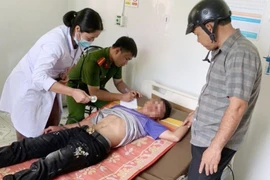 Thiếu niên nhảy cầu đã tự bơi vào bờ, sức khỏe ổn định