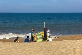 Bé trai 13 tuổi ở Gia Lai đuối nước khi tắm biển Đề Gi