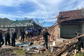 Gia Lai hỗ trợ 60 triệu đồng cho mỗi căn nhà bị sập do bão số 13 