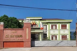 Đình chỉ chức Chủ tịch xã vì buông lỏng quản lý tài nguyên