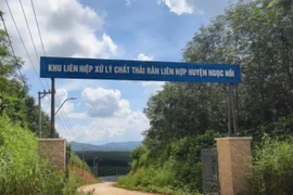 Kiến nghị kiểm định chất lượng công trình sau sự cố “thủng” ô chôn lấp rác Ngọc Hồi