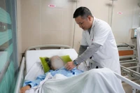 Cứu sống nữ bệnh nhân 77 tuổi bị vỡ tim do chấn thương ngực kín sau tai nạn