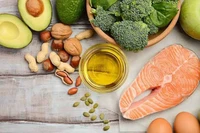 Những ai không nên bổ sung omega-3?