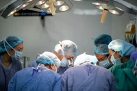 16 cuộc đời được hồi sinh từ tạng hiến của 3 người chết não