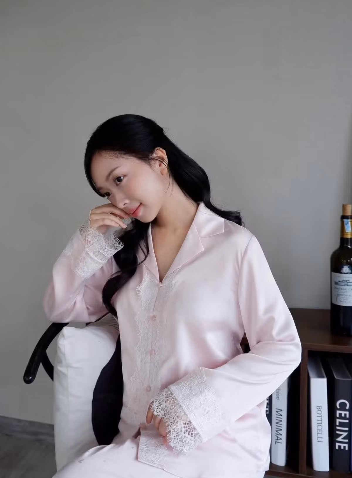 Bên cạnh nhan sắc, vóc dáng của Mai Hà Trang cũng là chủ đề được chú ý. Người đẹp từng xuất hiện với vòng eo gọn gàng, đường nét cơ thể cân đối và phong thái tự tin. Hình ảnh này khiến cô nhận được nhiều lời ngưỡng mộ từ các mẹ bỉm sữa. Ảnh: FB Mai Hà Trang